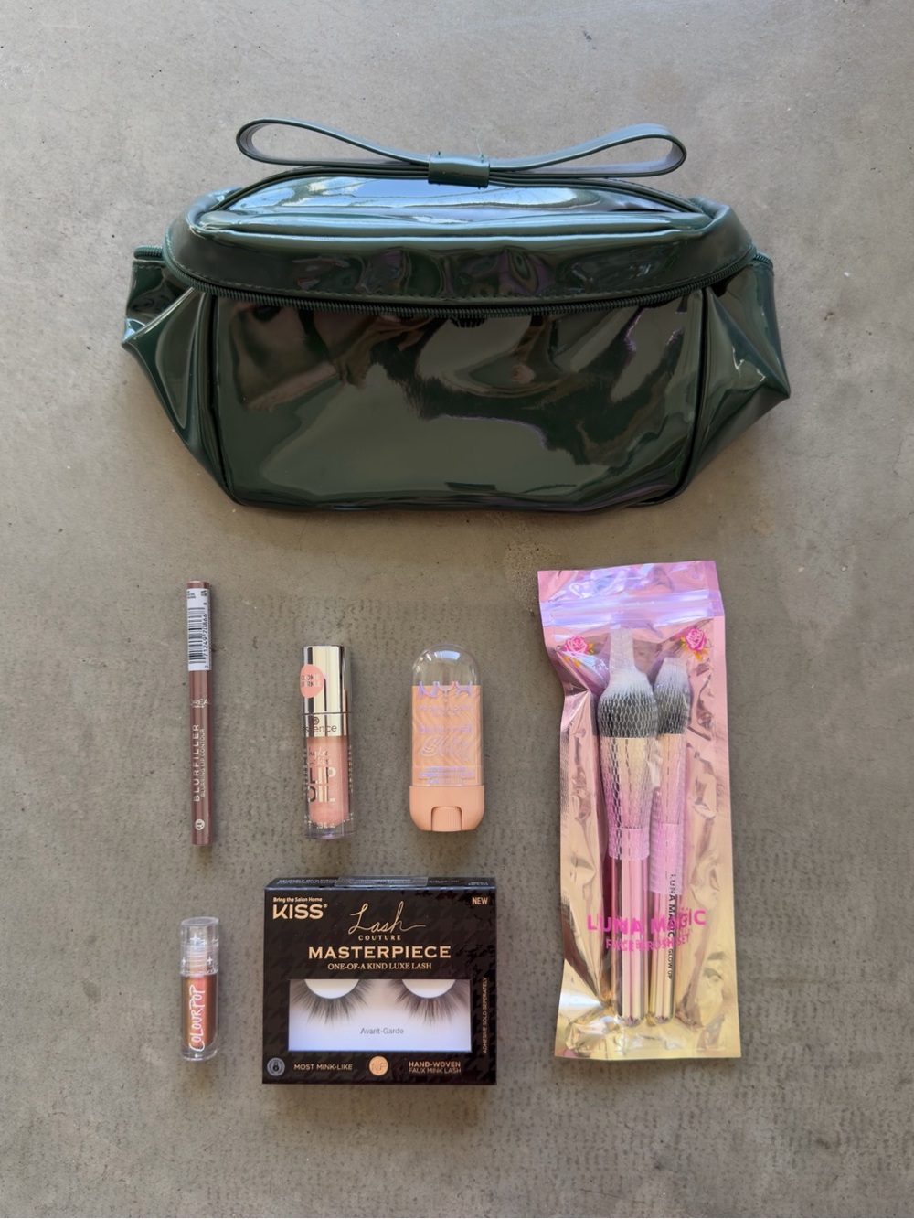 Makeup Bundle / Full Size Set 7pc w Cosmetic Bag / Green